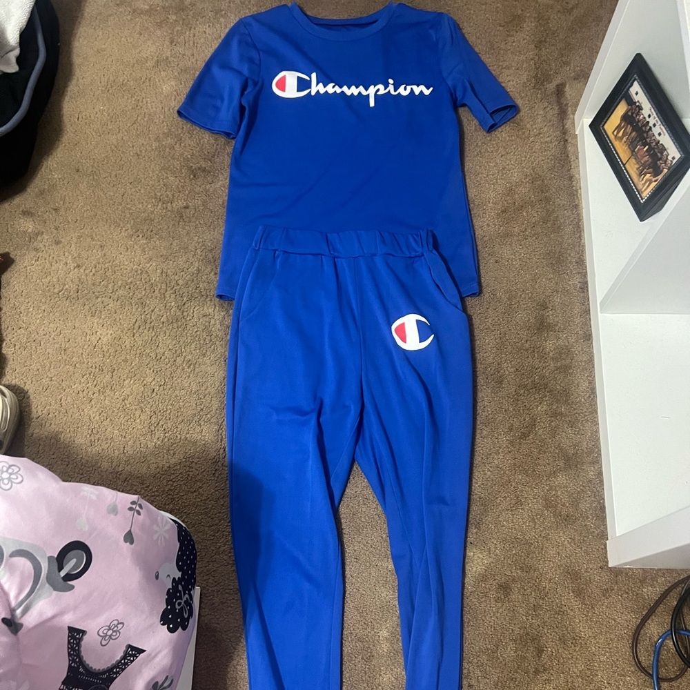 2 piece set Champion
